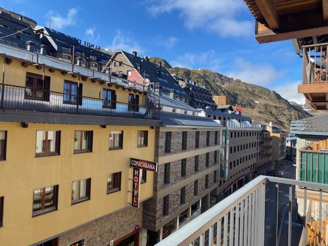 Apartamentos Grifovacances Nevada Pas De La Casa Dış mekan fotoğraf